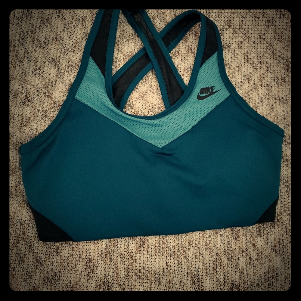 Sports bra